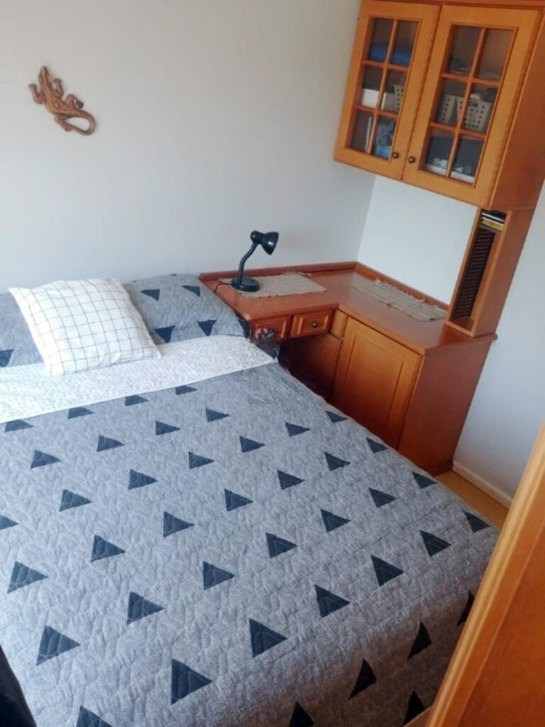 Apartamento mobiliado, 3 dormitórios Mont Serrat 19 11